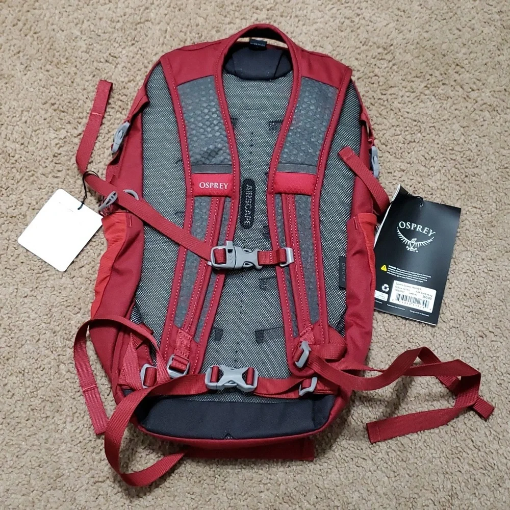 Osprey Cosmic Red Daylite Backpack 13 L NEW NWT $60 - Picture 5 of 9